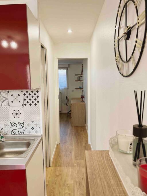 Appartement Ensoleille A 15 Minutes De Paris ヴィトリー・シュル・セーヌ エクステリア 写真